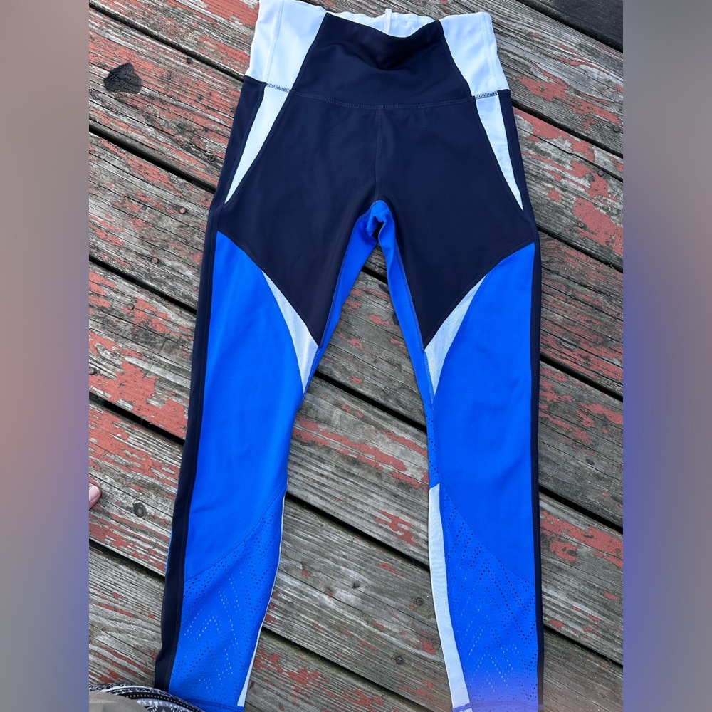 Athleta High Rise Precision 7/8 Tight Size Small
